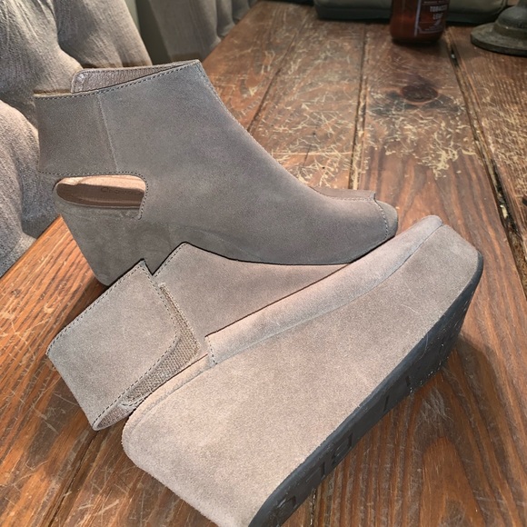 Chocolat Blu Shoes - Chocolat Blu Wedges